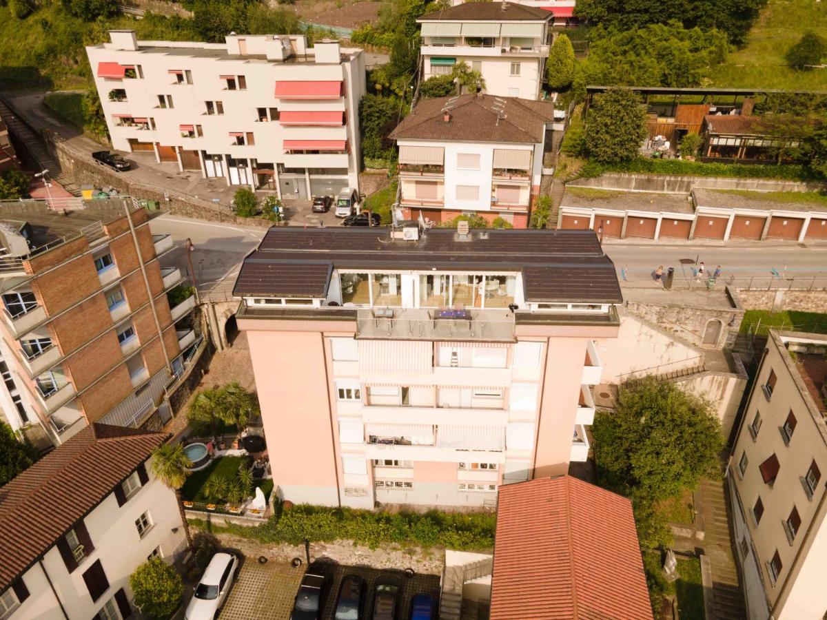 Апартаменты Casa Madlen - Bright Attic With Marvelous View Кампионе-д'Италия Экстерьер фото